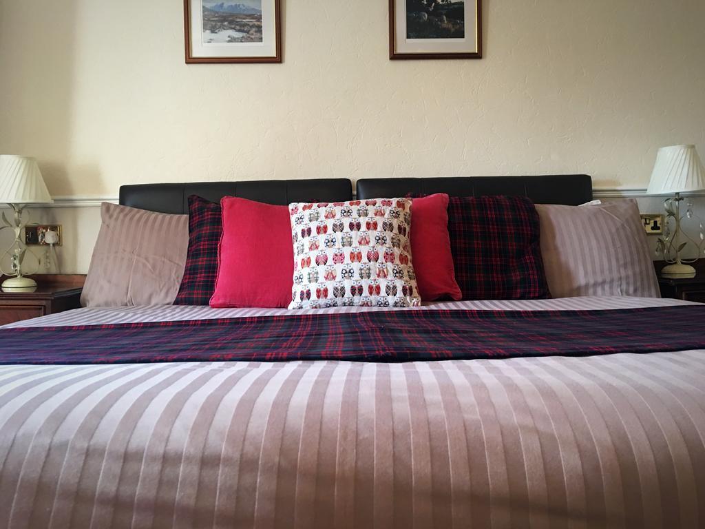 Glenmoriston Arms Hotel Invermoriston Eksteriør billede